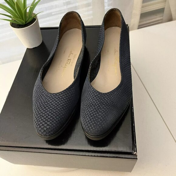 Salvatore Ferragamo Boutique Slip On Shoes Leather Reptile Print Made‎ Italy 6 M - Picture 2 of 10